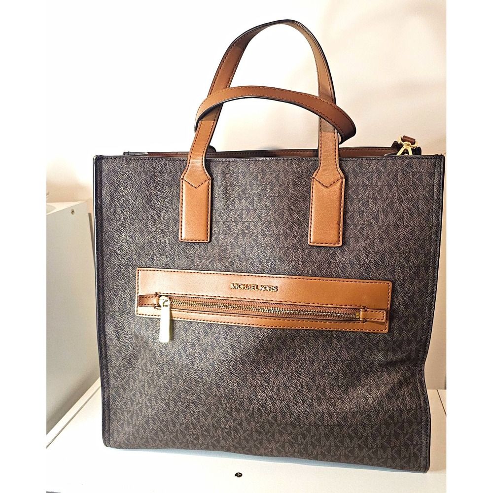 Michael Kors Brown Monogram Tote, Zip Closure, Detachable Strap, Gold Hardware